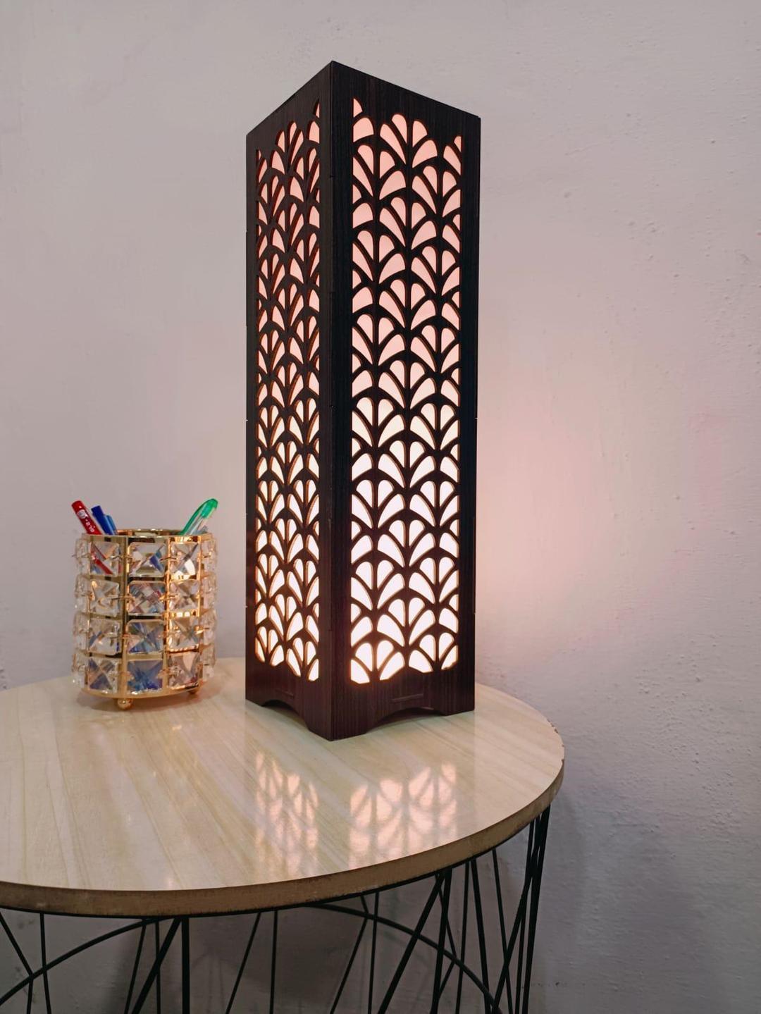 Modern Wooden Floor Lamp with Leaf Design for Home & Office